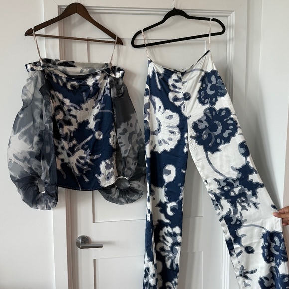 Silvia Tcherassi Silk Set - Picture 1 of 4